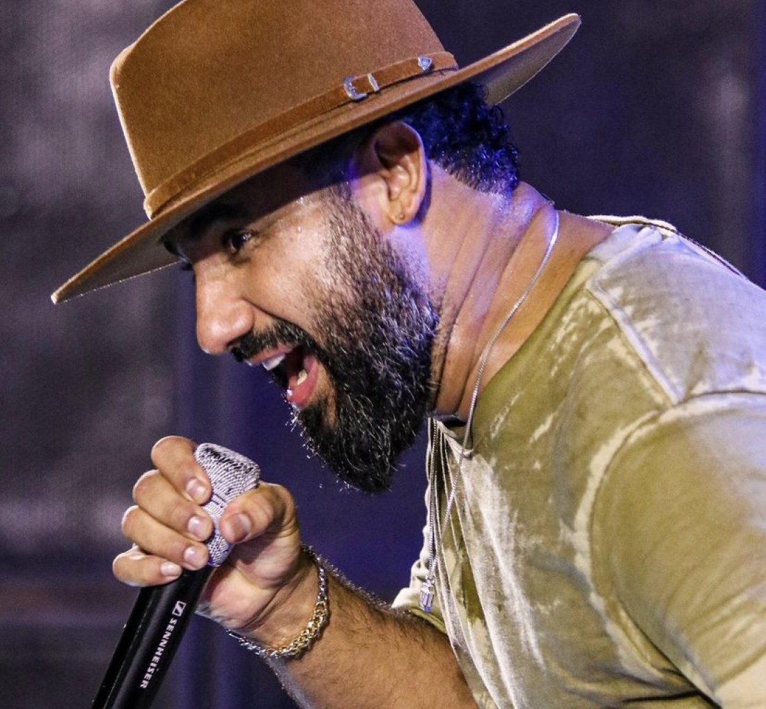 Raí Saia Rodada lança novo álbum: [Raí Saia Rodada lança novo álbum: