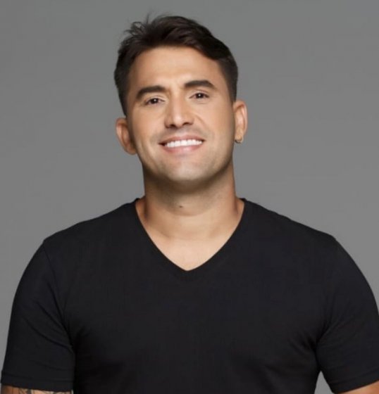 Tayrone aparece em lista das 100 músicas mais ouvidas na história do Spotify Tayrone aparece em lista das 100 músicas mais ouvidas na história do Spotify