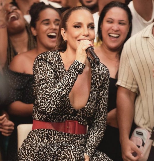 Ivete Sangalo lança EP Ivete Sangalo lança EP