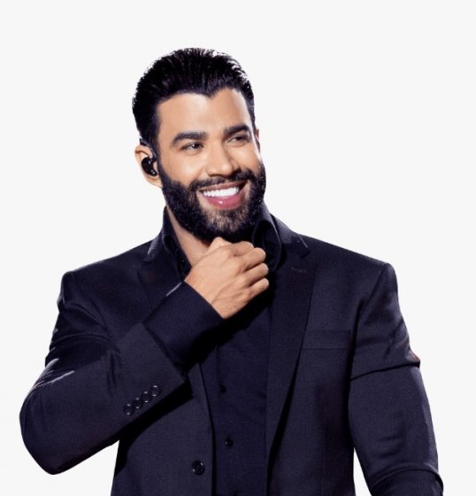 Gusttavo Lima desembarca com seu Gusttavo Lima desembarca com seu