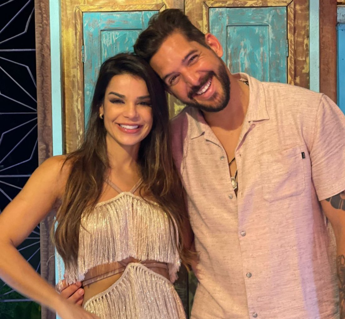 [Babado Novo lança música em parceria com Banda Eva]