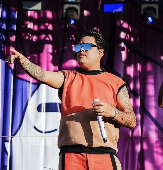 Thiago Aquino promete noite Thiago Aquino promete noite