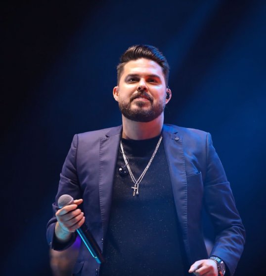 Kart Love comemora sucesso da gravação de DVD no 10 Horas de Arrocha Kart Love comemora sucesso da gravação de DVD no 10 Horas de Arrocha