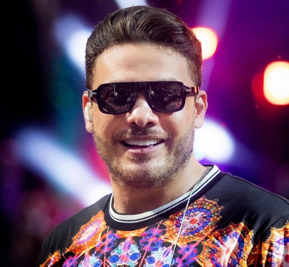 [Wesley Safadão afirma sentir novamente dores na coluna]