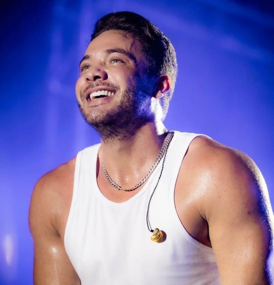 Wesley Safadão pede ajuda ao público para escolher repertório da nova gravação Wesley Safadão pede ajuda ao público para escolher repertório da nova gravação