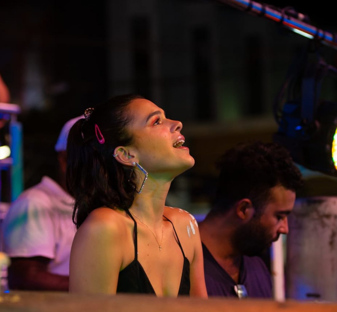 [Bruna Marquezine quebra tudo com Psirico]