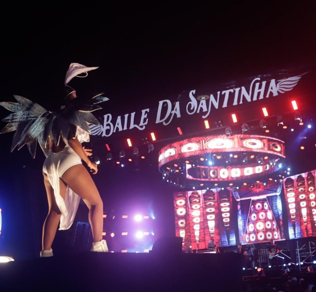 [Léo Santana anuncia datas do Baile da Santinha]