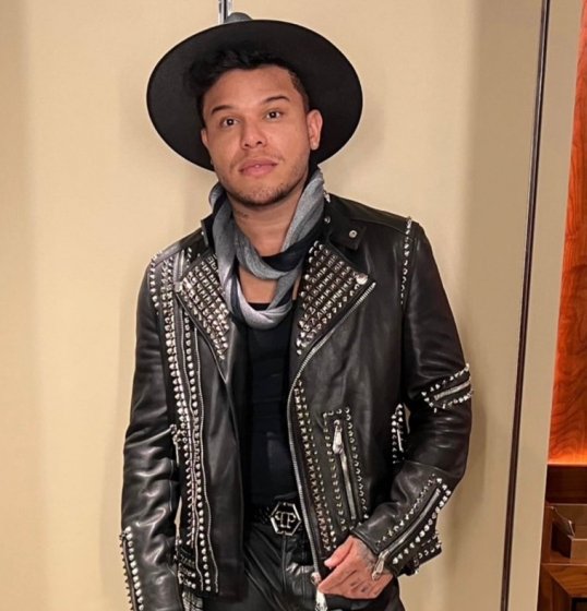 Tierry faz homenagem definitiva à Marilia Mendonça Tierry faz homenagem definitiva à Marilia Mendonça