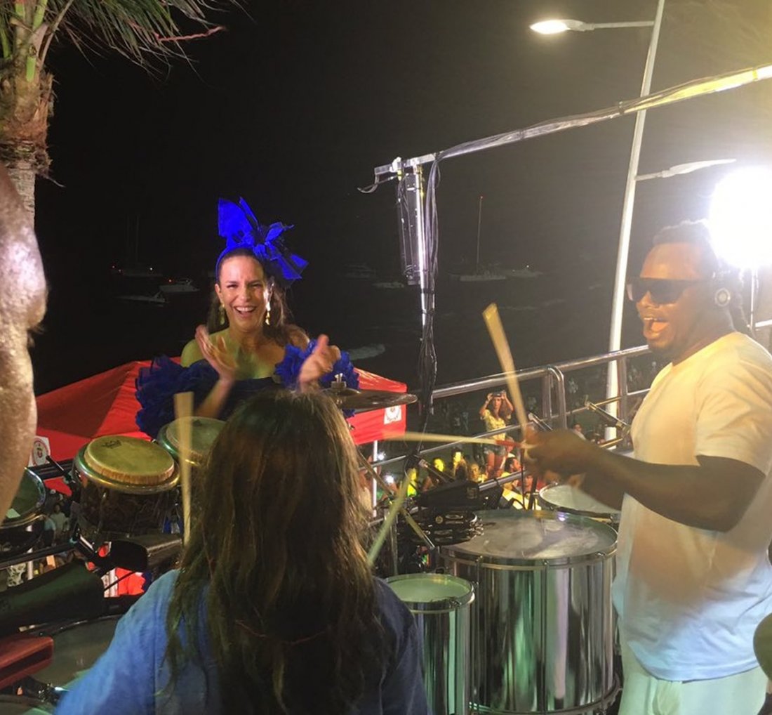 [Filho de Ivete Sangalo rouba a cena!!]