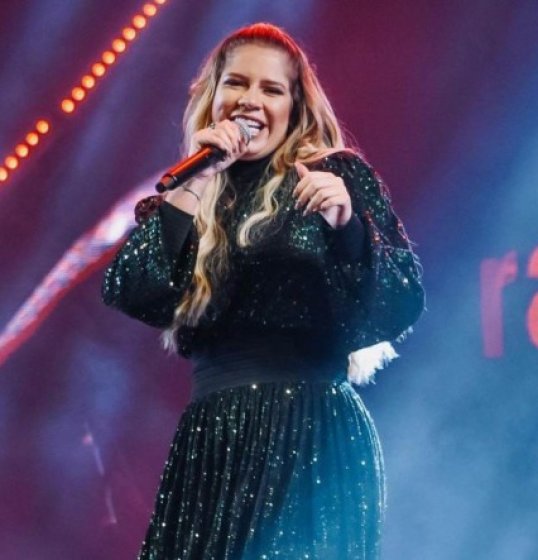 Marília Mendonça é a primeira brasileira a alcançar 10 bilhões de plays no Spotify Marília Mendonça é a primeira brasileira a alcançar 10 bilhões de plays no Spotify