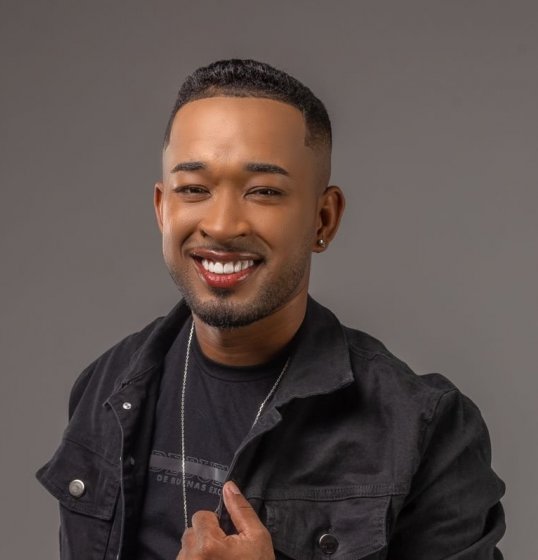 Banda Toque Dez grava seu primeiro DVD com participações especiais do cantor Pablo, Nadson- O Feirinha, dentre outros, no Ária Hall em Feira de Santana Banda Toque Dez grava seu primeiro DVD com participações especiais do cantor Pablo, Nadson- O Feirinha, dentre outros, no Ária Hall em Feira de Santana