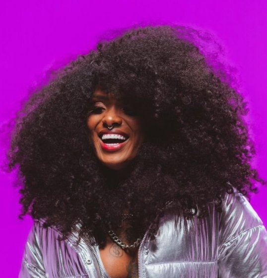 A Dama se consolida como figura feminina no Palco Pagodão do Salvador Fest A Dama se consolida como figura feminina no Palco Pagodão do Salvador Fest