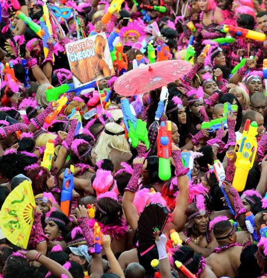Presidente de 'As Muquiranas' fala sobre primeiro Carnaval com proibição de pistola de água