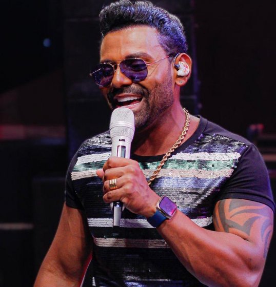 Pablo comemora 20 anos de carreira com show em Salvador