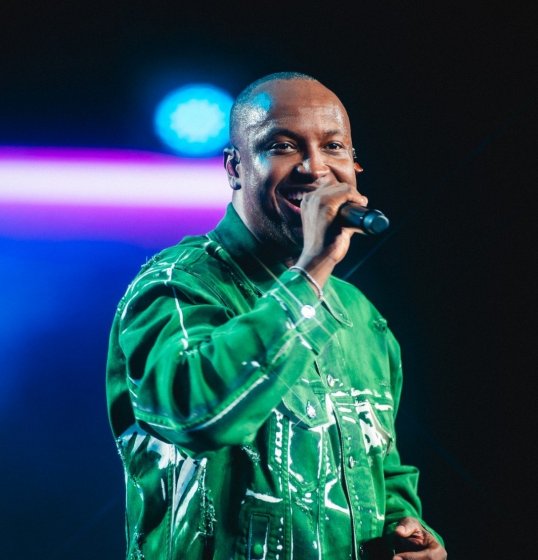 Thiaguinho apresenta show da turnê Thiaguinho apresenta show da turnê