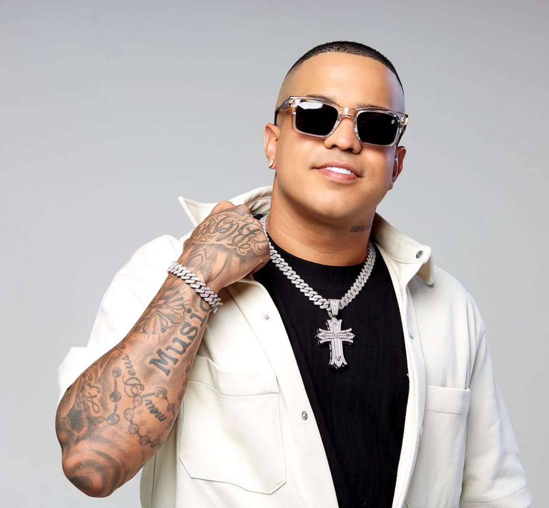 [Renanzinho CBX leva o samba da Cidade Baixa para o exterior]