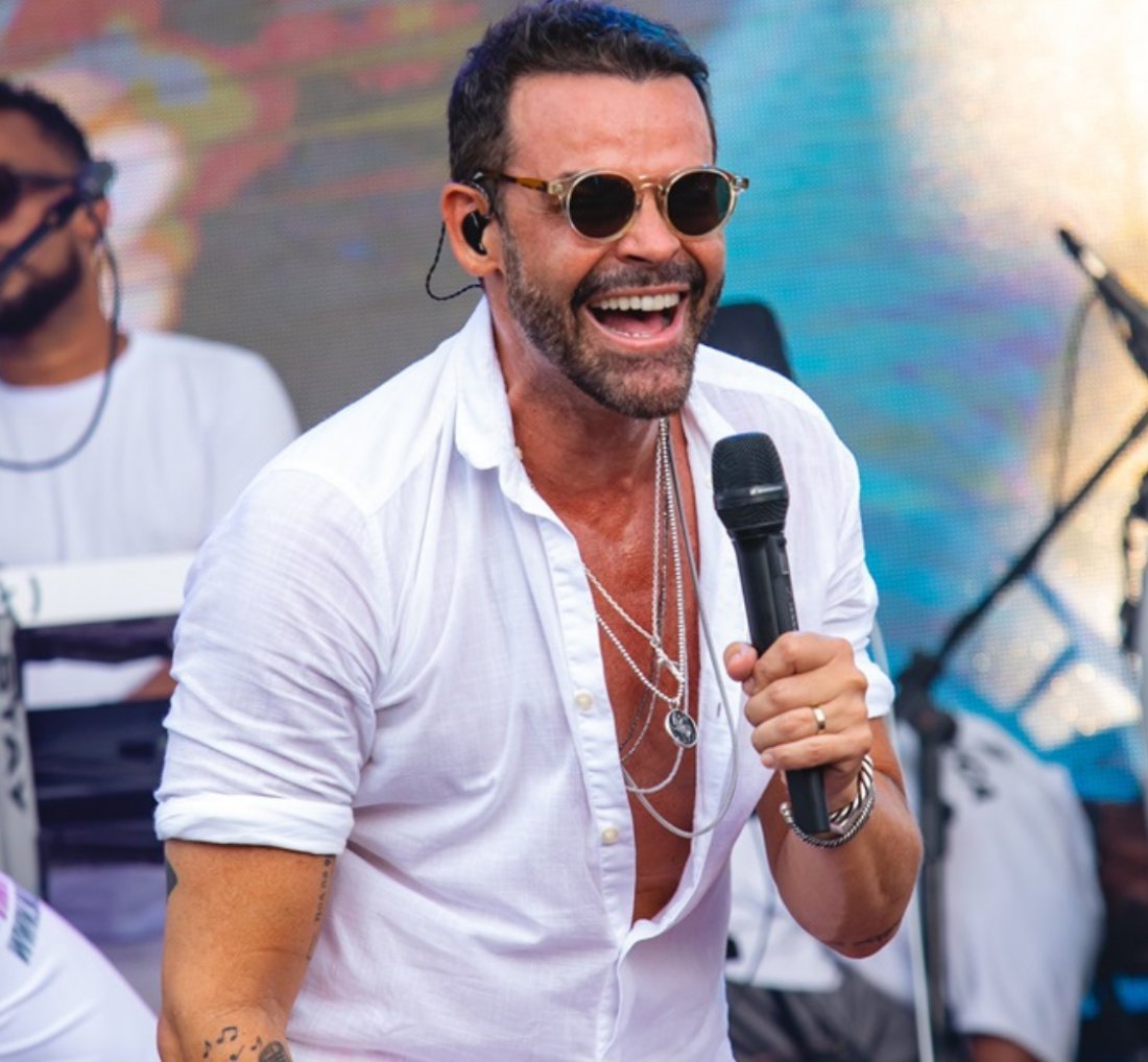 [Alexandre Peixe anuncia gravação de audiovisual em homenagem a Chiclete com Banana e Asa de Águia]