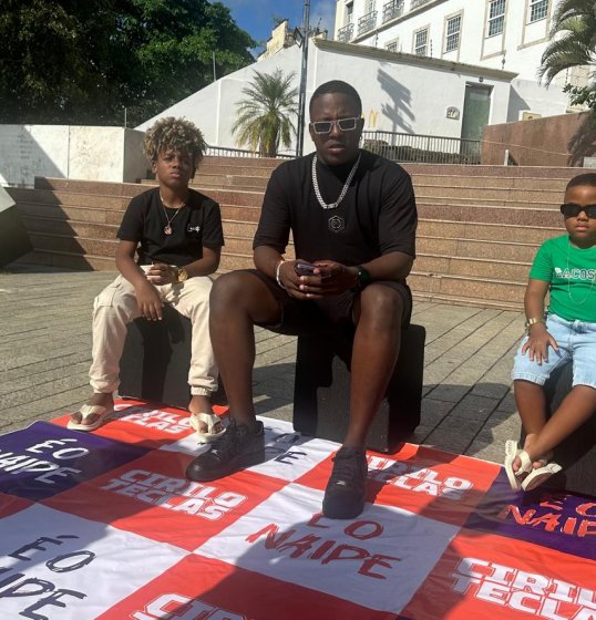 Cirilo Teclas lança videoclipe da música [Cirilo Teclas lança videoclipe da música