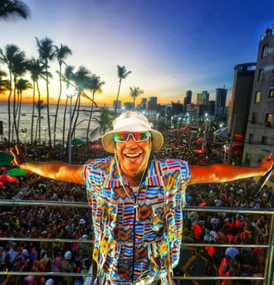 Confira: Psirico lança coreografia oficial de “Molen-Molen” e desafio Confira: Psirico lança coreografia oficial de “Molen-Molen” e desafio