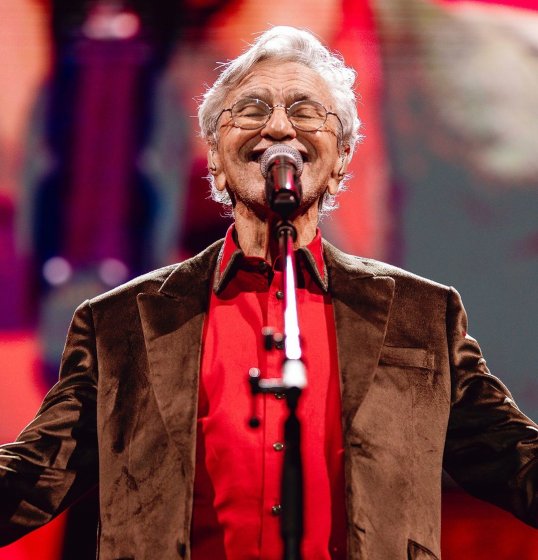 Aos 82 anos, Caetano Veloso agita web ao mostrar treino: [Aos 82 anos, Caetano Veloso agita web ao mostrar treino: