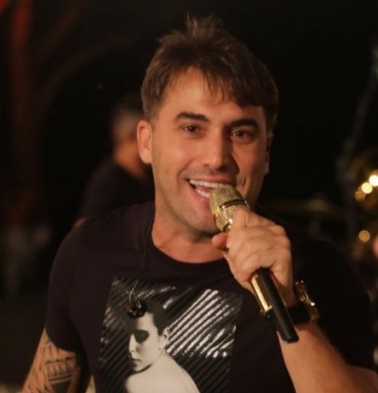 Tayrone no Pida Music nesta sexta-feira(04) Tayrone no Pida Music nesta sexta-feira(04)