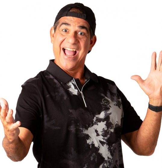 Durval Lelys agita festa “Pé na Areia Mali” esse sábado Durval Lelys agita festa “Pé na Areia Mali” esse sábado