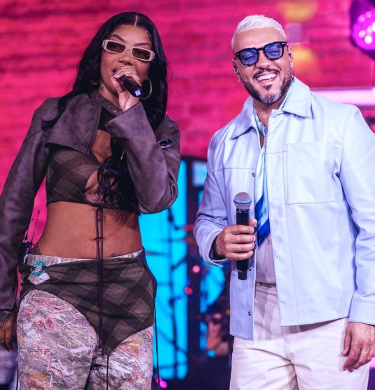 Ludmilla e Belo cantam juntos em homenagem ao Exaltasamba Ludmilla e Belo cantam juntos em homenagem ao Exaltasamba