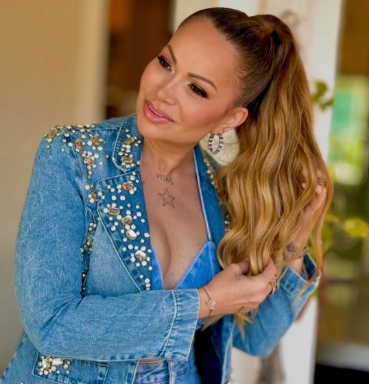 Solange Almeida fala sobre possível retorno ao Aviões do Forró Solange Almeida fala sobre possível retorno ao Aviões do Forró