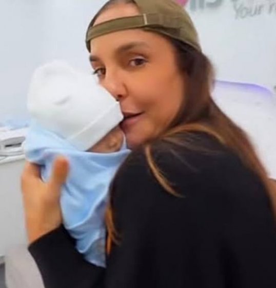 Veja fotos: Loja de enxoval nos EUA é fechada exclusivamente para Ivete Sangalo fazer compras Veja fotos: Loja de enxoval nos EUA é fechada exclusivamente para Ivete Sangalo fazer compras