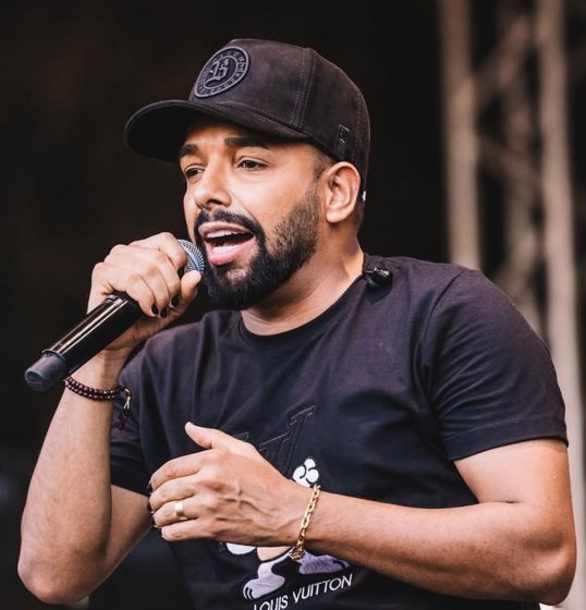 Seresta Raiz: Unha Pintada anuncia que irá gravar seu novo DVD na sua cidade natal Seresta Raiz: Unha Pintada anuncia que irá gravar seu novo DVD na sua cidade natal