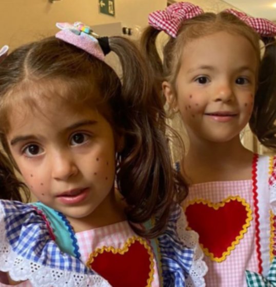 Ivete Sangalo celebra aniversário das filhas com café da manhã; veja Ivete Sangalo celebra aniversário das filhas com café da manhã; veja