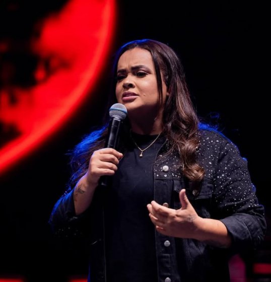 Klessinha solta spoiler de “Reconsidera” e se prepara para maratona de arrocha em Vitória da Conquista Klessinha solta spoiler de “Reconsidera” e se prepara para maratona de arrocha em Vitória da Conquista