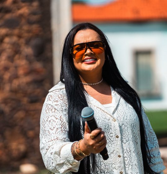 [Klessinha, Raquel dos Teclados e Priscila Senna se unem para a gravação do audiovisual Seresta, Boteco & Brega]