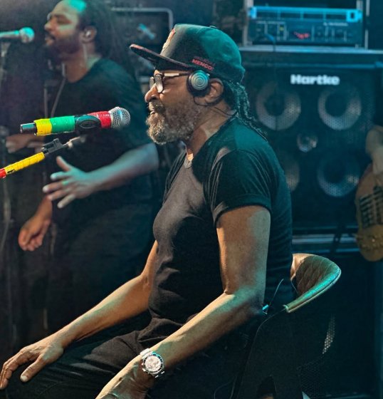 Edson Gomes pode receber honraria da Câmara Municipal de Salvador Edson Gomes pode receber honraria da Câmara Municipal de Salvador