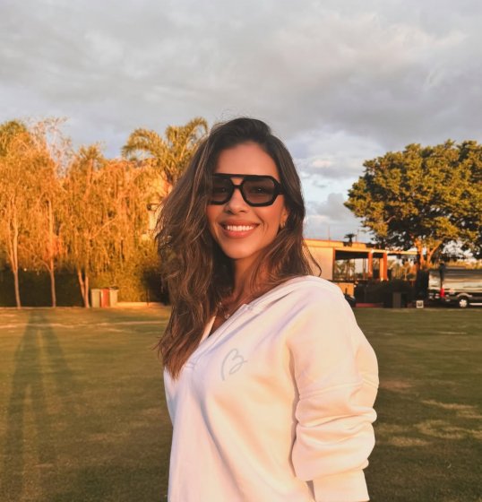 [Entre frustrações e fé: cantora Mariana Rios compartilha jornada para ser mãe]