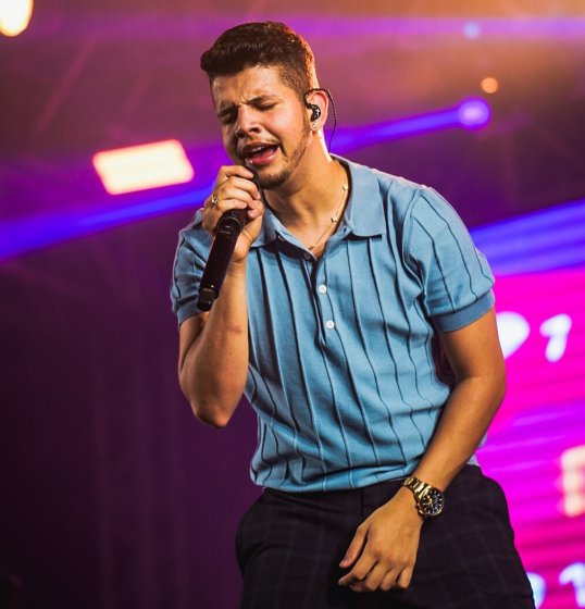 Nadson O Ferinha grava novo audiovisual em Salvador e se prepara para o 10 Horas de Arrocha Nadson O Ferinha grava novo audiovisual em Salvador e se prepara para o 10 Horas de Arrocha