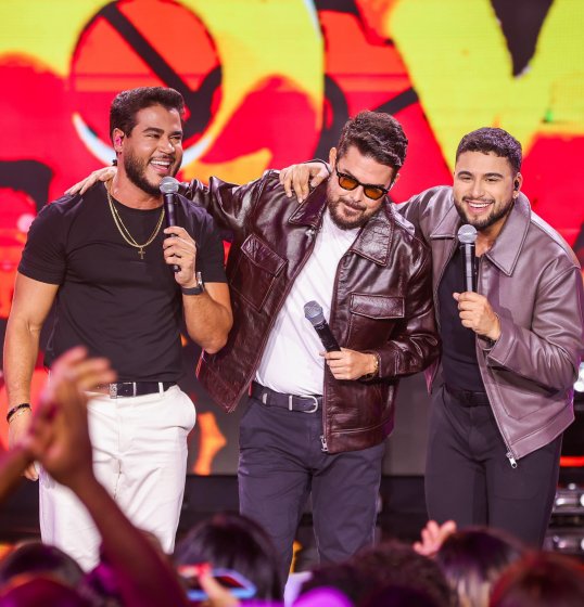 Kart Love grava audiovisual “Meu Nome é Kart, Sobrenome Love” em Salvador e emociona o público com noite histórica Kart Love grava audiovisual “Meu Nome é Kart, Sobrenome Love” em Salvador e emociona o público com noite histórica