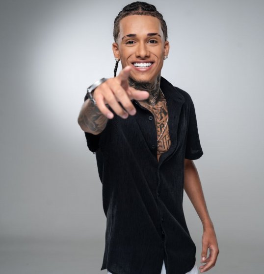 [Festival 10 Horas de Arrocha anuncia Theuzinho na grade de atrações]