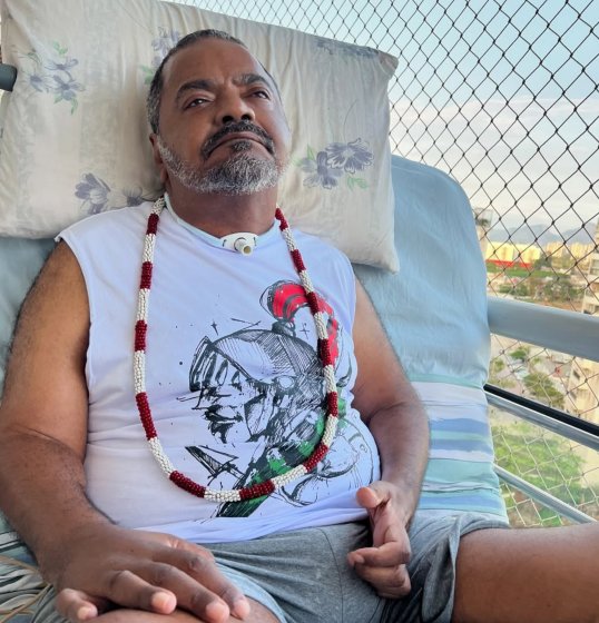 [Morre Arlindo Cruz, cantor e compositor ao 66 anos]