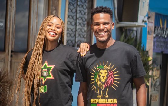 [Leve a vibe da República do Reggae com você o ano inteiro!]