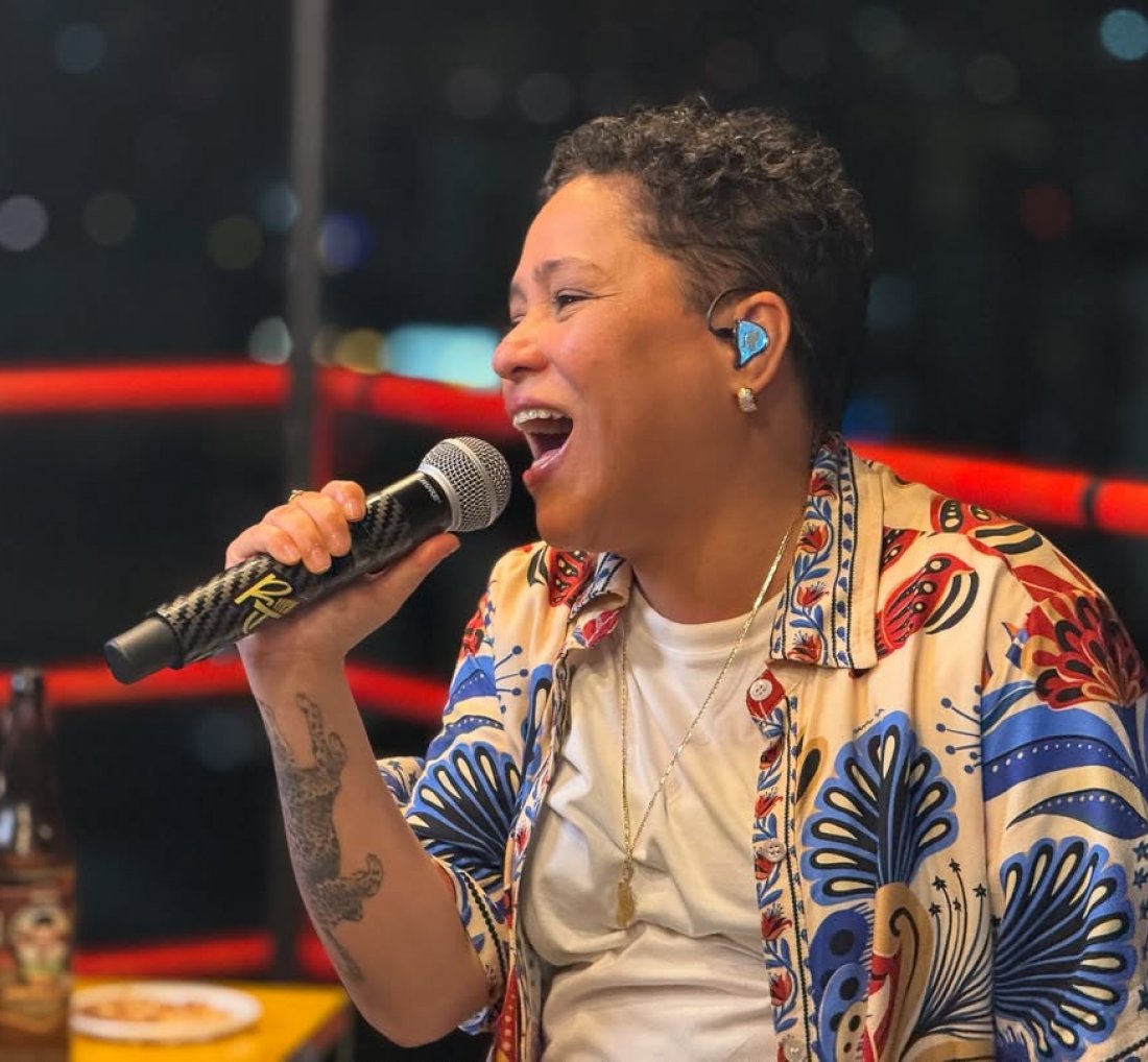 [Raquel dos Teclados lança “Resenha da Rainha” e celebra nova fase da carreira]