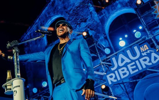 [Jau celebra tarde inesquecível na Ribeira e emociona o público na gravação do novo audiovisual]