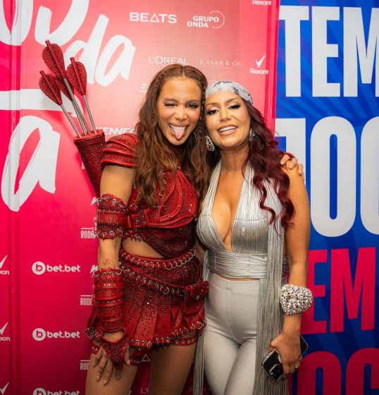 Anitta e Priscila Senna anunciam parceria inédita na faixa “Cheio de Vontade” Anitta e Priscila Senna anunciam parceria inédita na faixa “Cheio de Vontade”