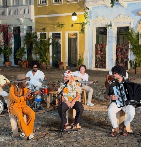 [João Gomes, Mestrinho e Jota.pê gravam Dominguinho 2 em Salvador]