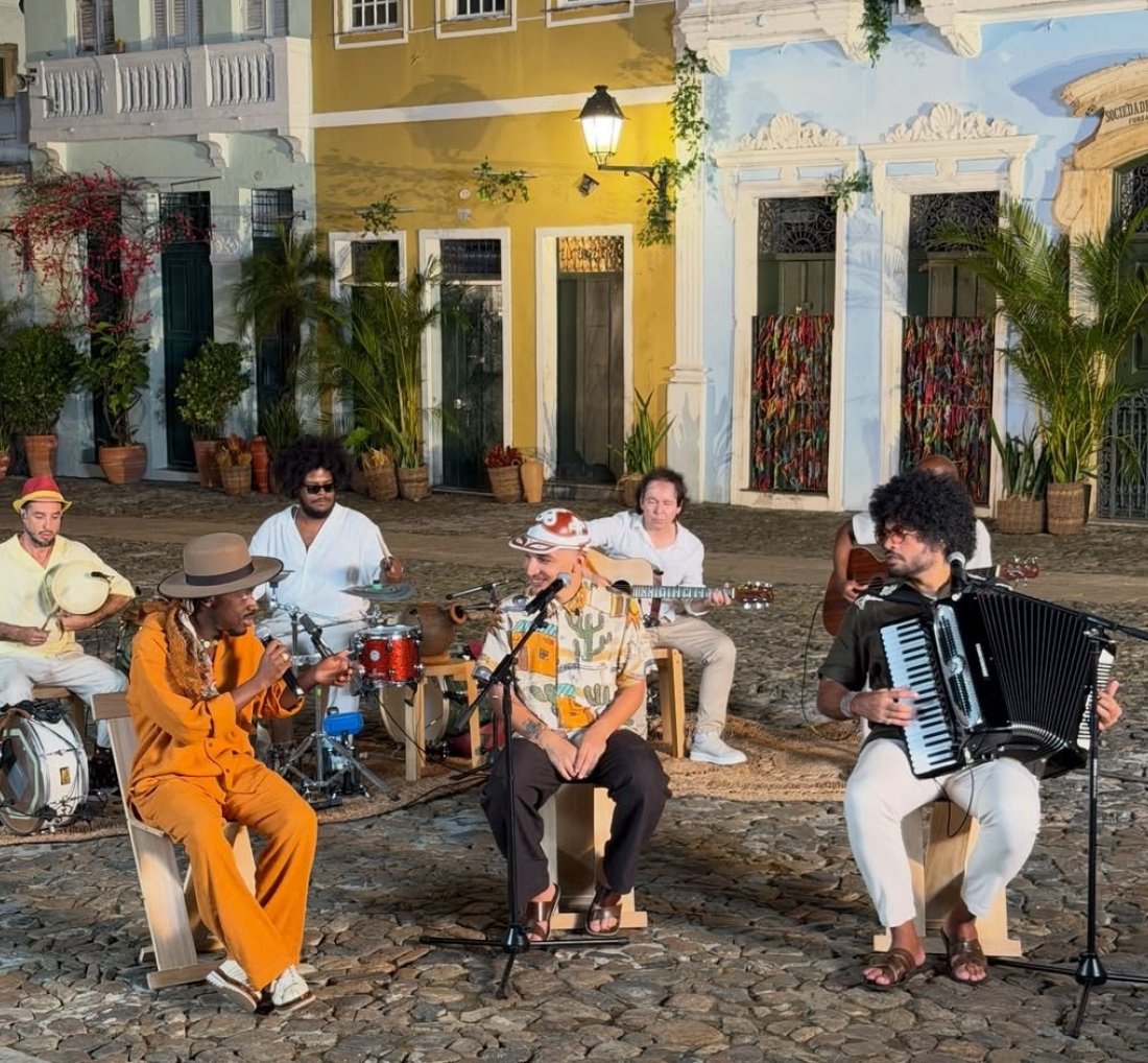 [João Gomes, Mestrinho e Jota.pê gravam Dominguinho 2 em Salvador]