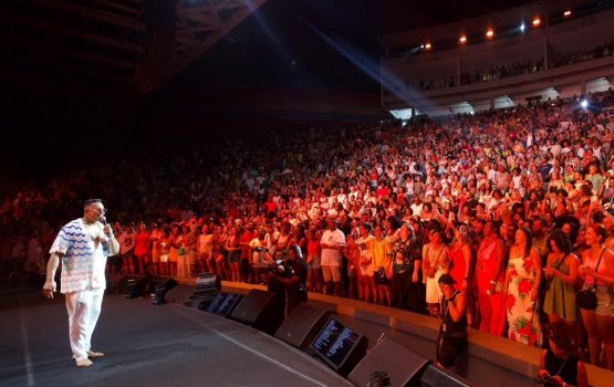 [Xanddy Harmonia lança “Desejando e Querendo”]