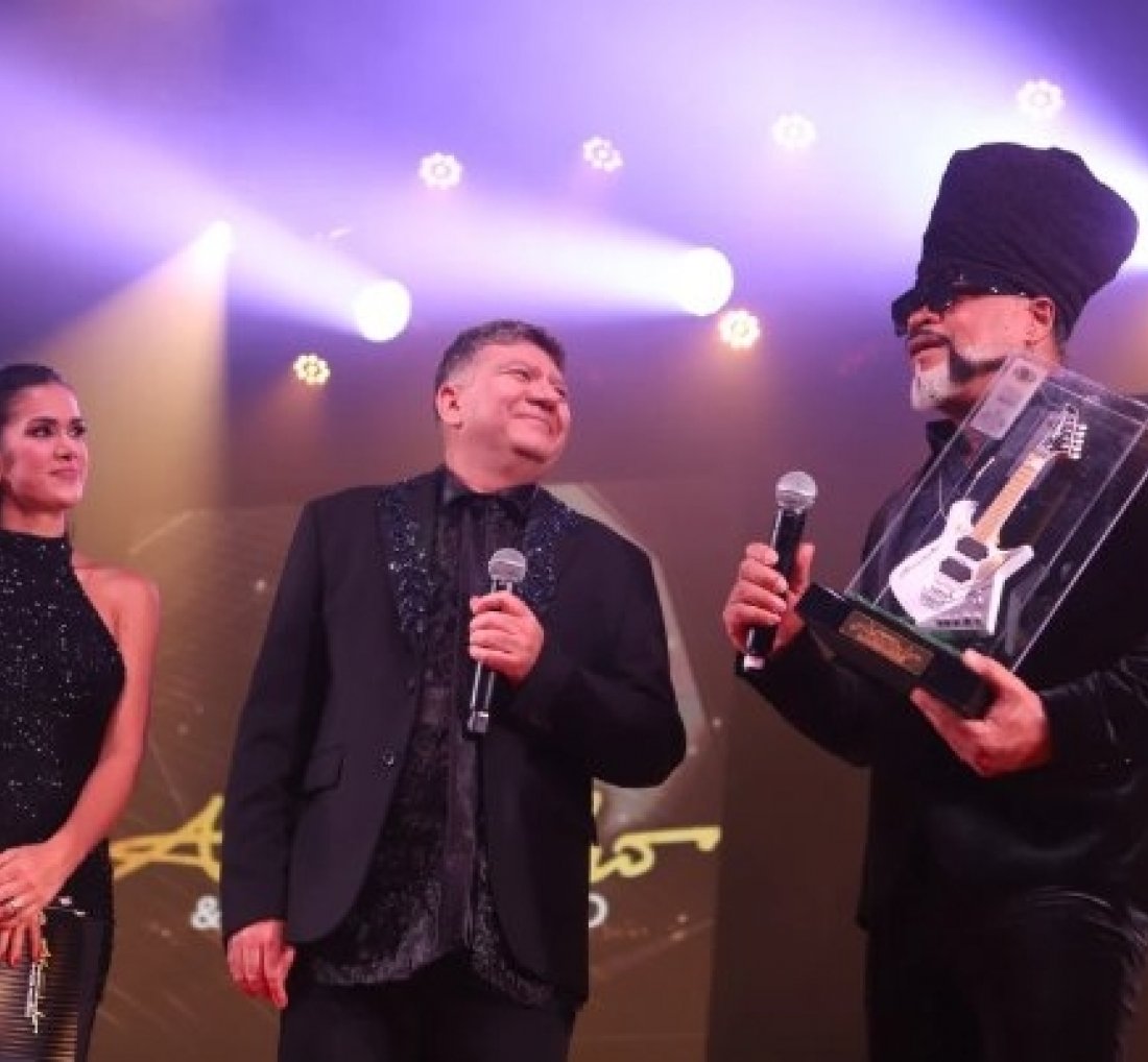 [Troféu Armandinho e Irmãos Macêdo premia destaques do Carnaval da Bahia 2026]