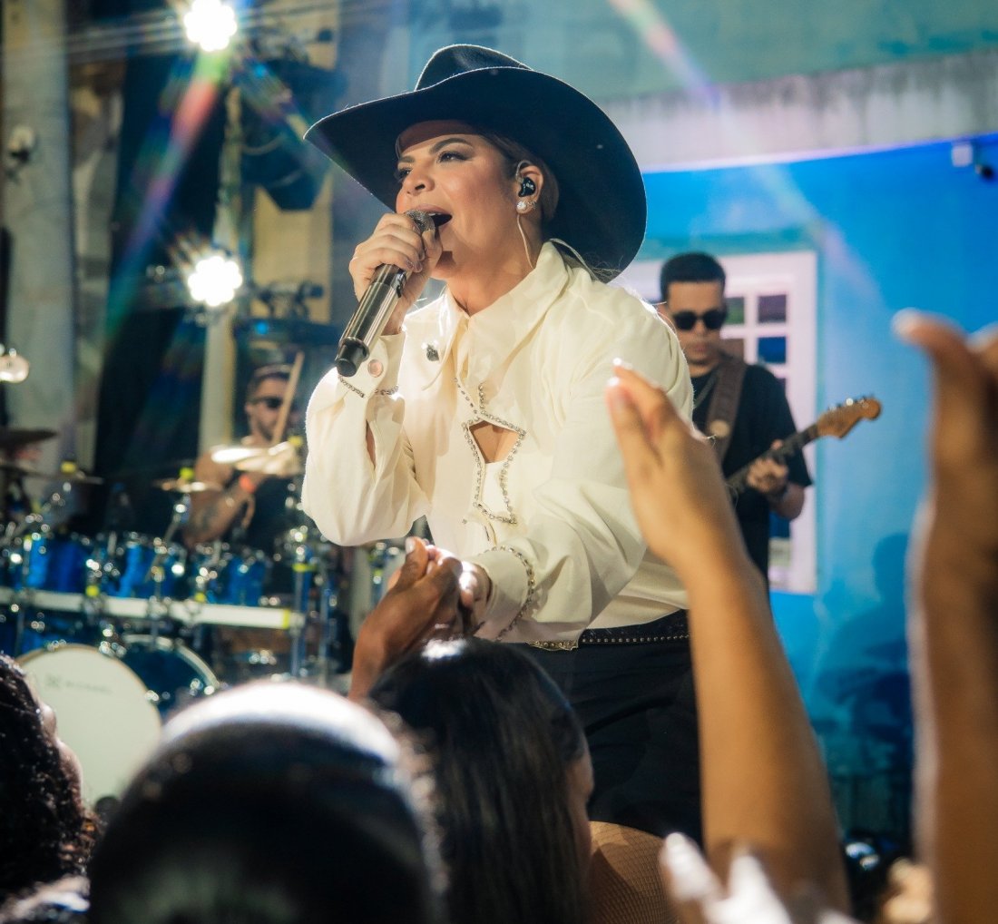[Paula Mattos grava novo DVD em Salvador ao lado de grandes nomes do arrocha]