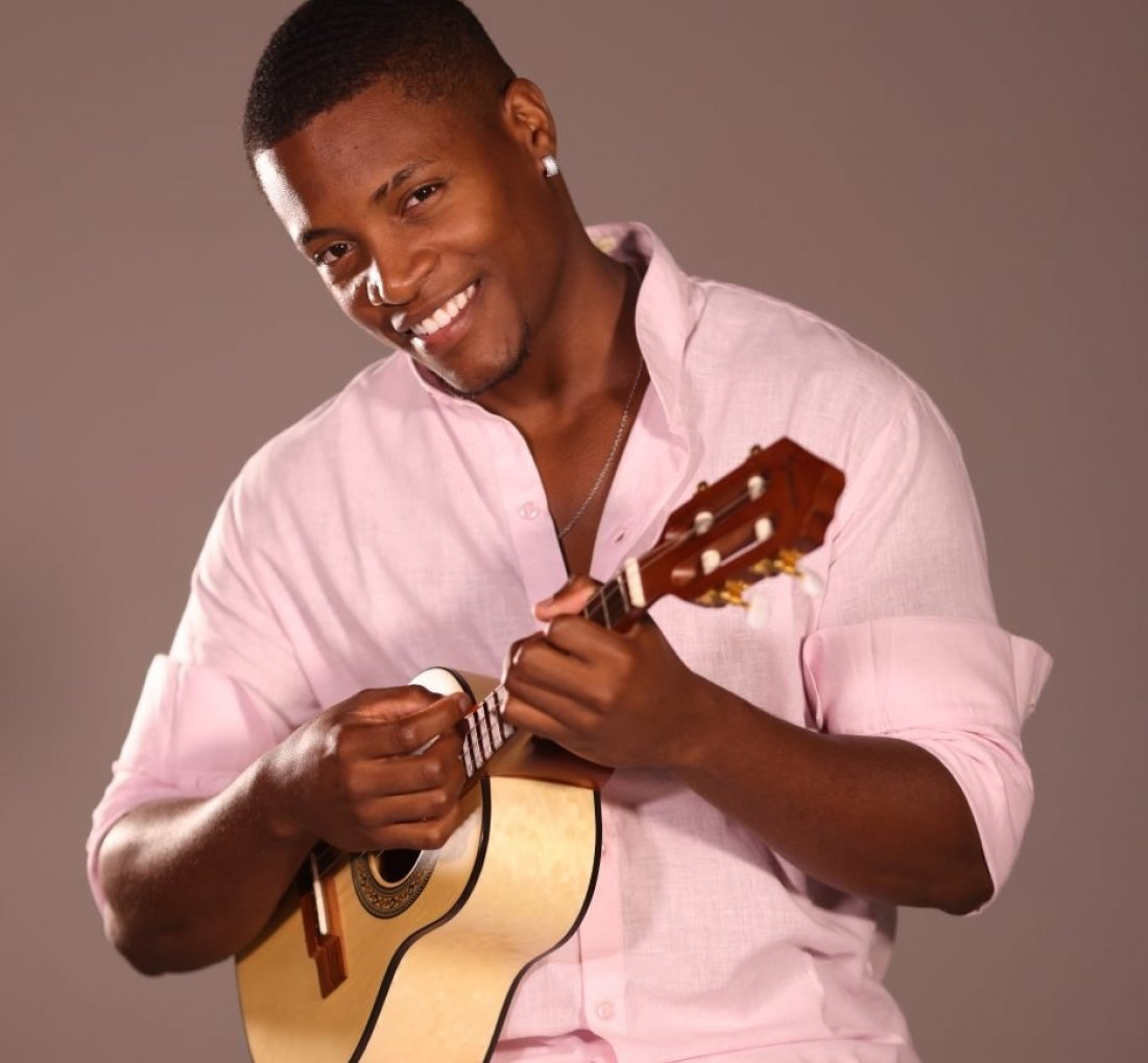 [Baiano Uel vence o “Estrelas da Casa” com grupo de pagode]