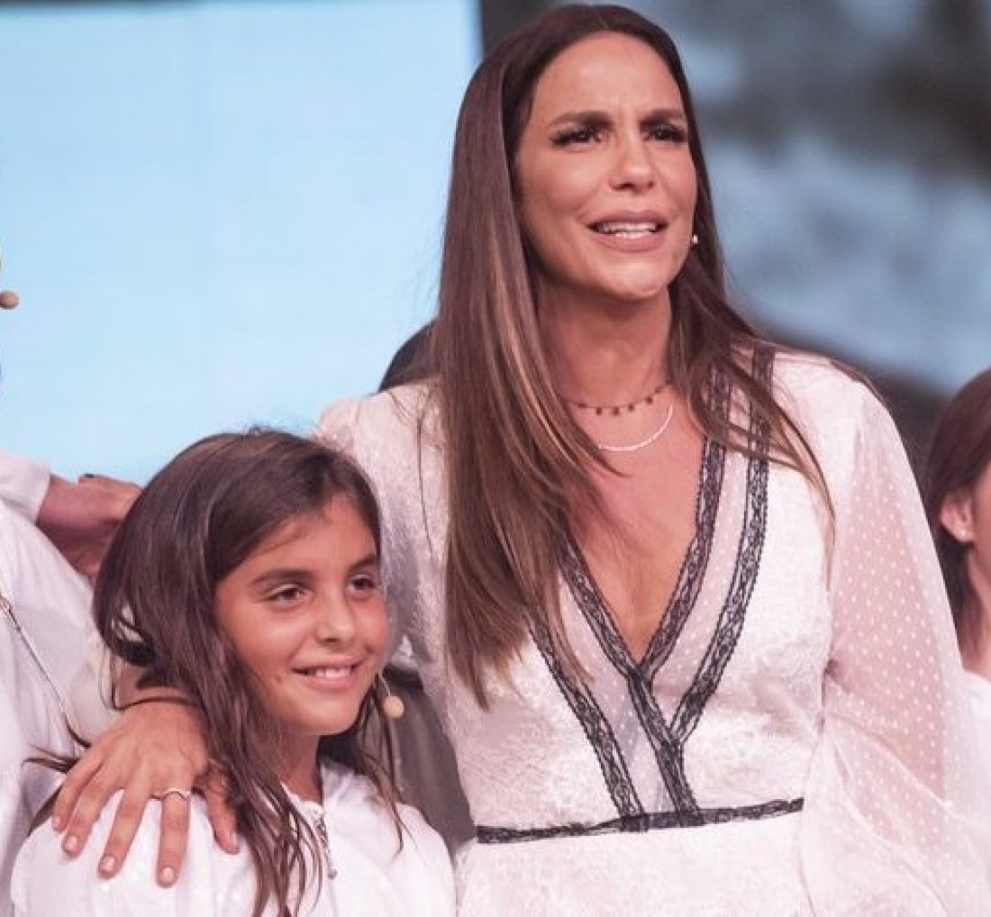 [Ivete Sangalo se derreteu ao ver o marido Daniel Cady e o filho Marcelo tocando bateria]